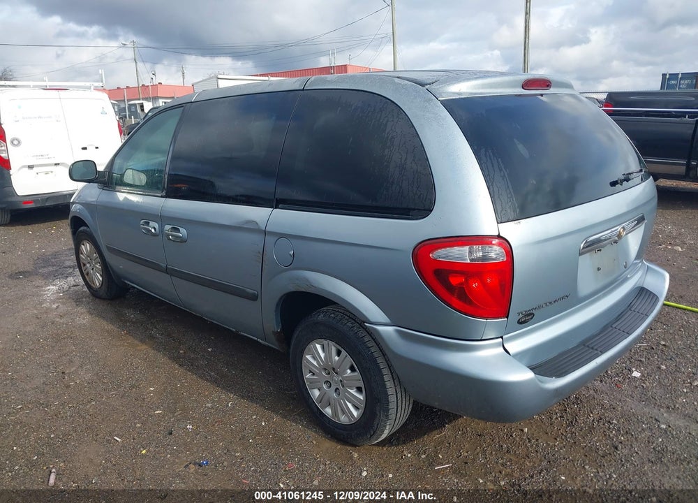 2006 CHRYSLER TOWN & COUNTRY VIN: 1A4GP45RX6B693112