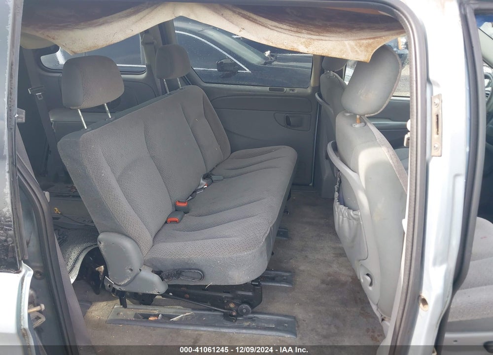 2006 CHRYSLER TOWN & COUNTRY VIN: 1A4GP45RX6B693112