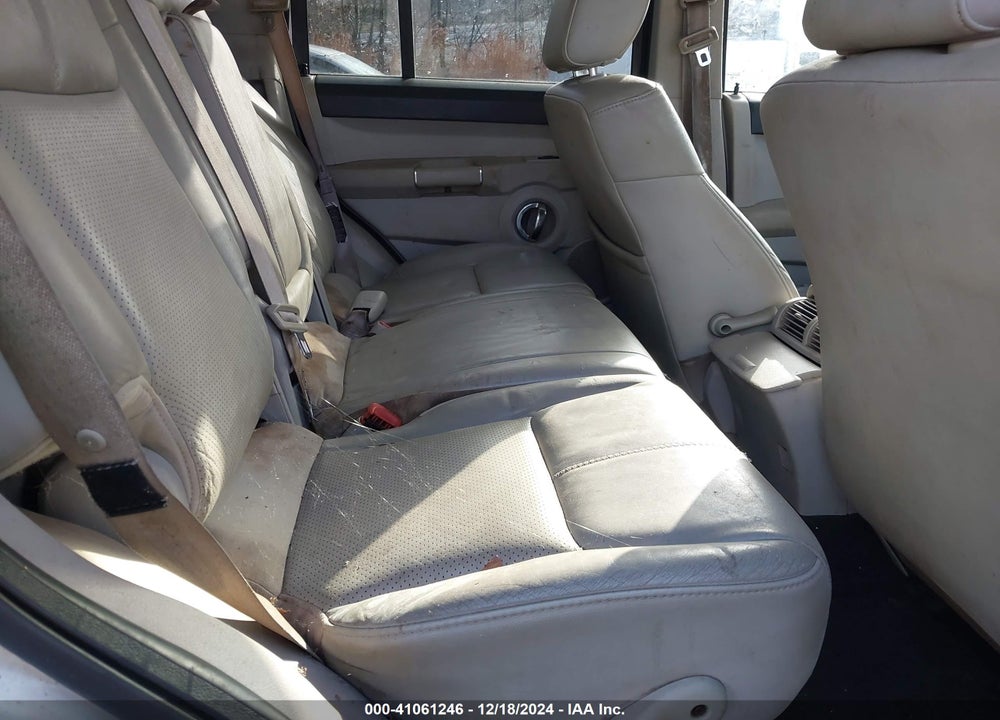 2006 JEEP COMMANDER VIN: 1J8HH58N56C233686