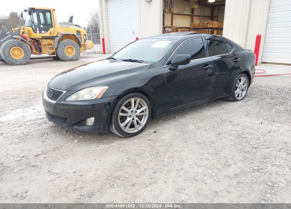 2007 LEXUS IS 350 VIN: JTHBE262275012032