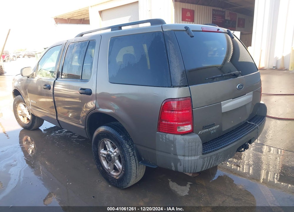 2002 FORD EXPLORER XLS VIN: 1FMZU62K02ZC77870