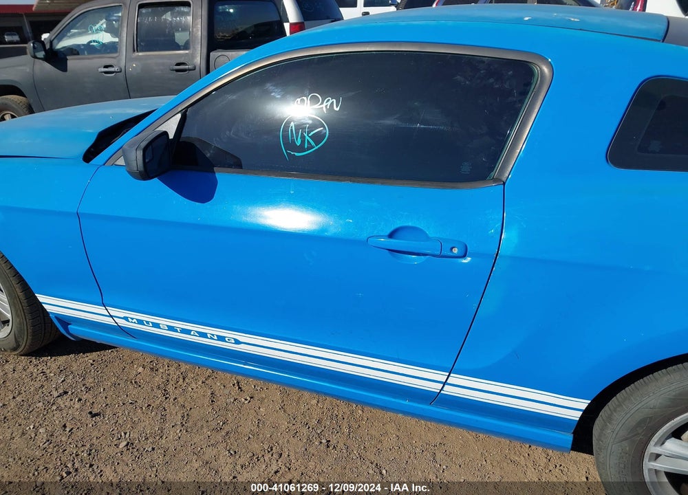 2013 FORD MUSTANG V6 VIN: 1ZVBP8AM5D5232037