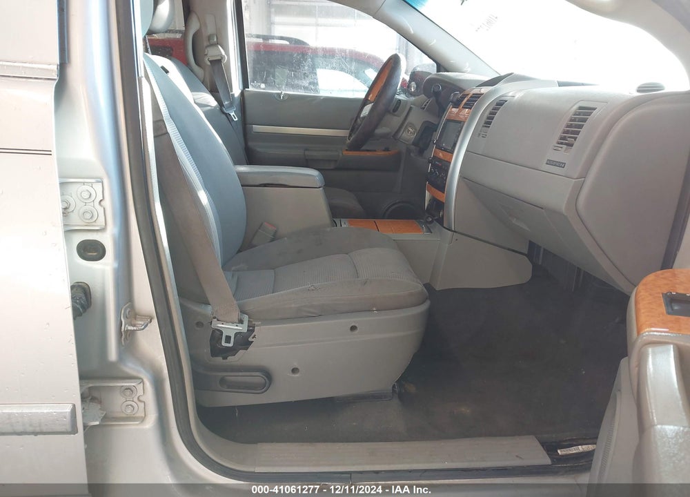 2009 CHRYSLER ASPEN LIMITED VIN: 1A8HX58TX9F707619