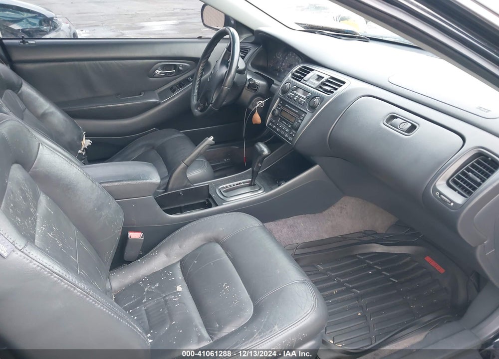 2001 HONDA ACCORD 3.0 EX VIN: 1HGCG22531A005011