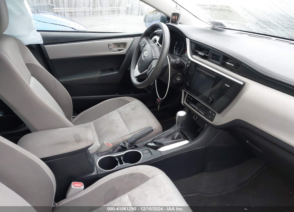 2017 TOYOTA COROLLA LE VIN: 2T1BURHE5HC945092