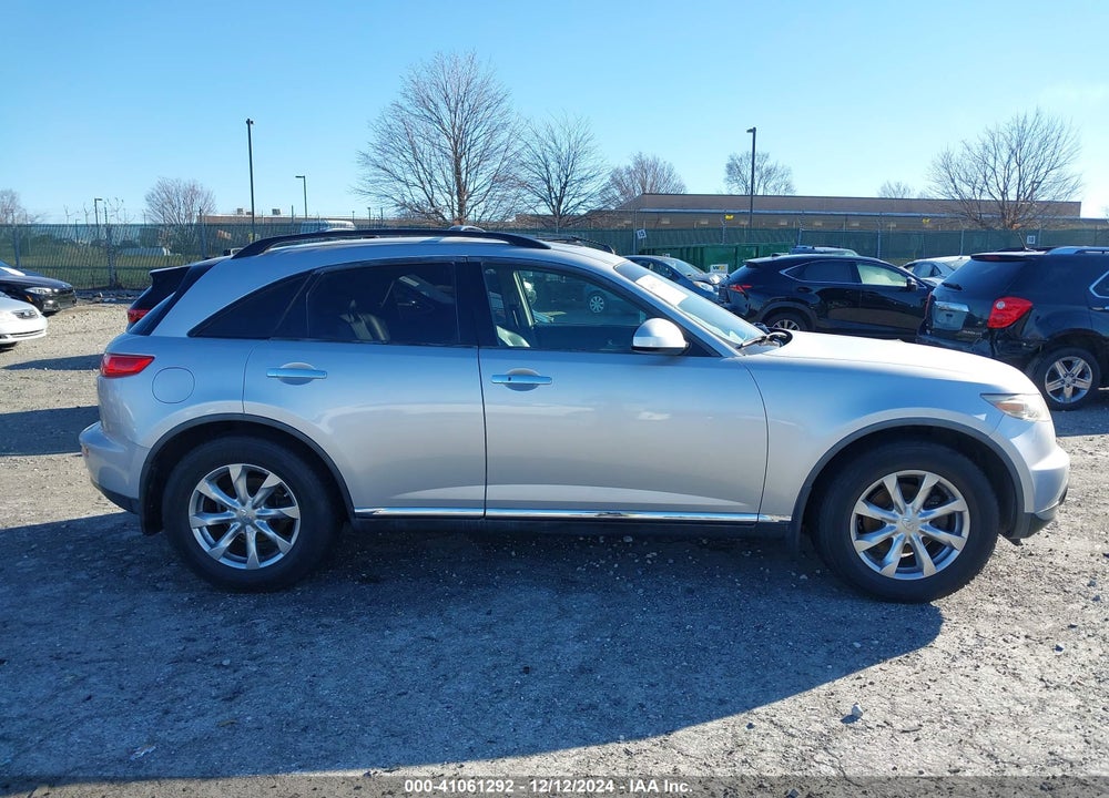 2007 INFINITI FX35 VIN: JNRAS08WX7X201624