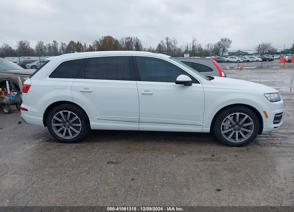 2017 AUDI Q7 3.0T PREMIUM VIN: WA1VAAF79HD040377