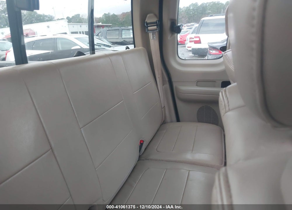 2001 FORD F150 VIN: 1FTRX18L11NA45606