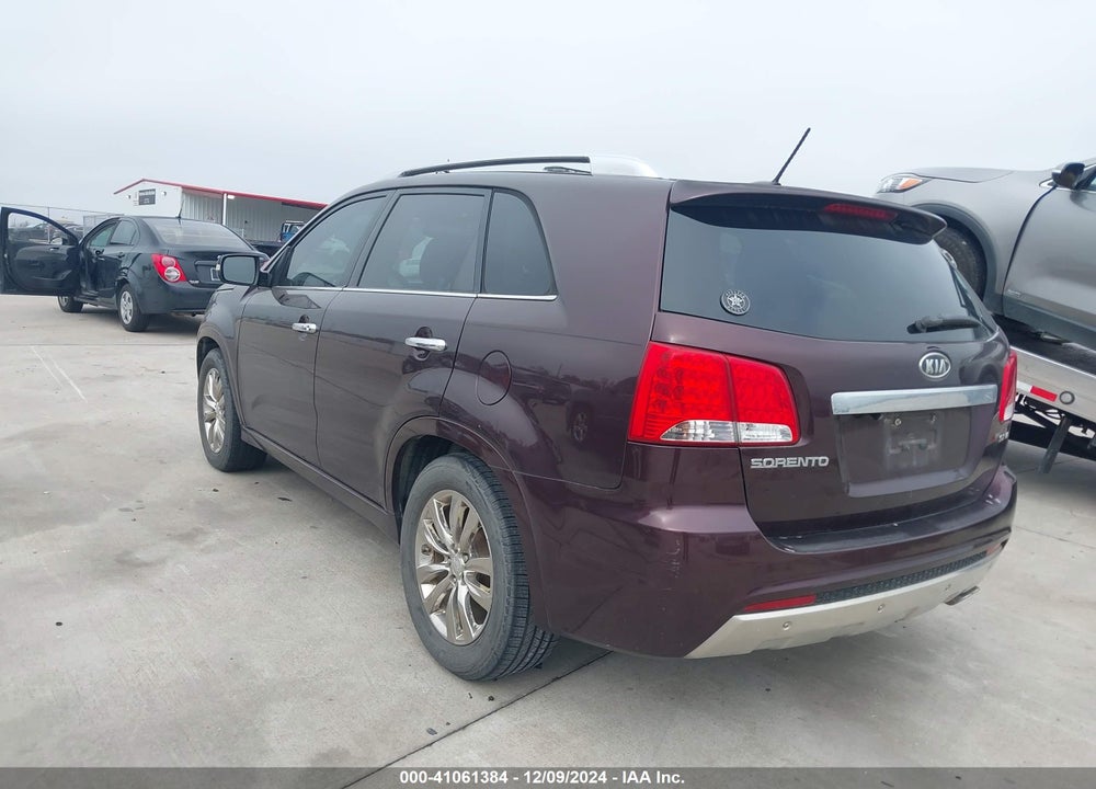 2011 KIA SORENTO SX V6 VIN: 5XYKW4A29BG132248