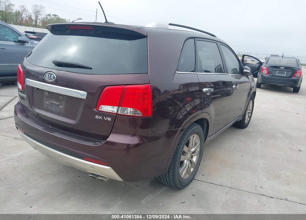 2011 KIA SORENTO SX V6 VIN: 5XYKW4A29BG132248