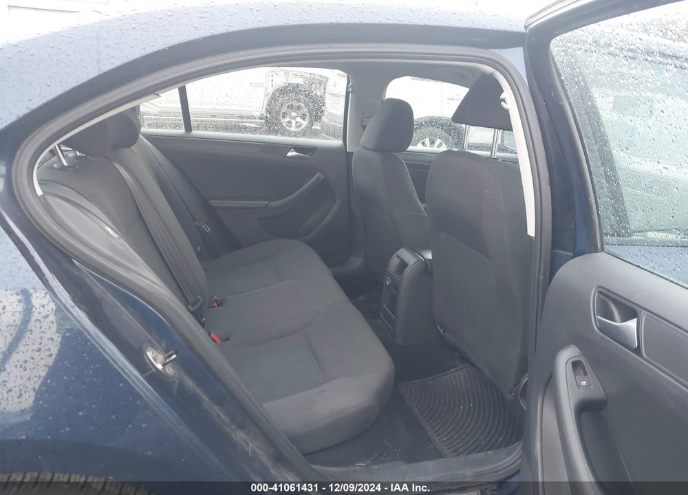 2014 VOLKSWAGEN JETTA VIN: 3VW2K7AJ0EM329849
