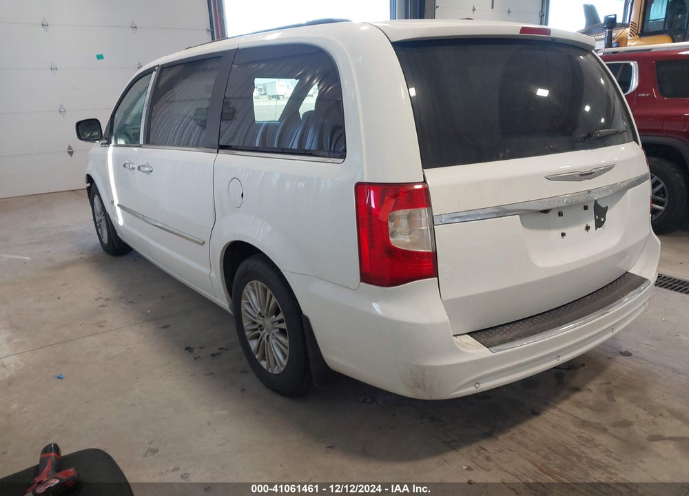 2016 CHRYSLER TOWN & COUNTRY TOURING-L ANNIVERSARY EDITION VIN: 2C4RC1CG3GR269400