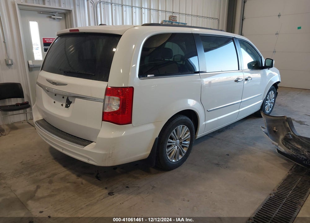 2016 CHRYSLER TOWN & COUNTRY TOURING-L ANNIVERSARY EDITION VIN: 2C4RC1CG3GR269400