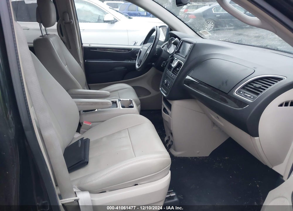2013 CHRYSLER TOWN & COUNTRY TOURING VIN: 2C4RC1BG2DR517813