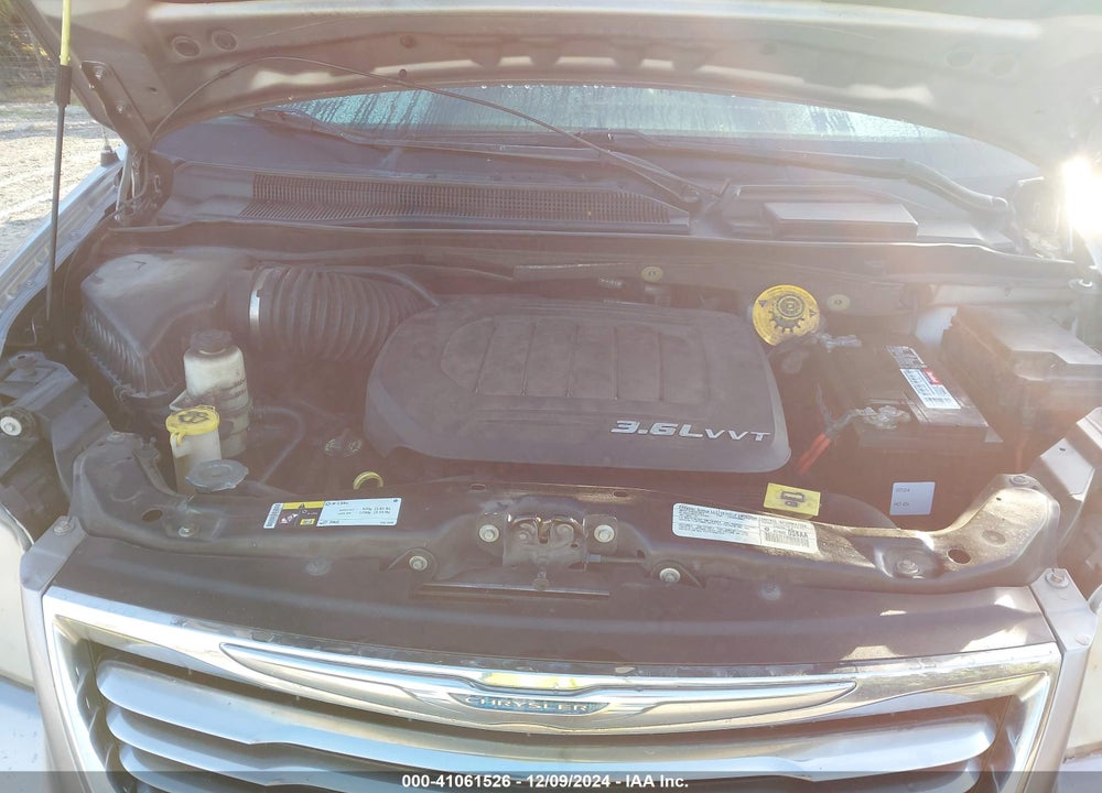 2014 CHRYSLER TOWN & COUNTRY VIN: 2C4RC1CG4ER248679