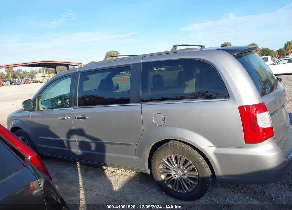 2014 CHRYSLER TOWN & COUNTRY VIN: 2C4RC1CG4ER248679