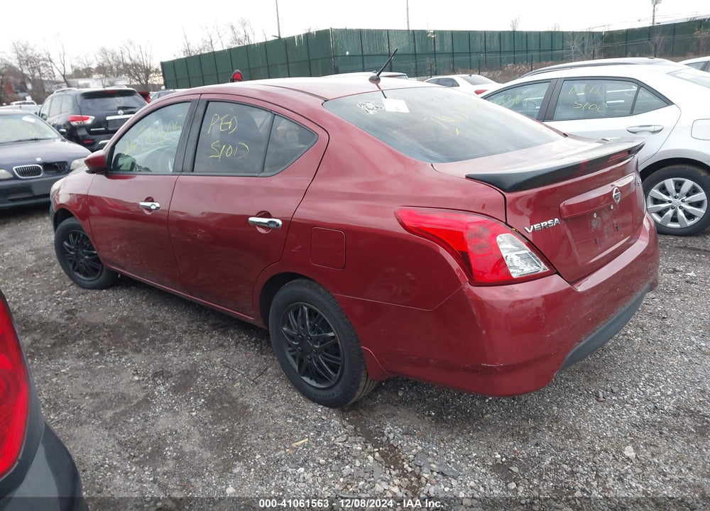 2017 NISSAN VERSA 1.6 SV VIN: 3N1CN7AP0HL833088