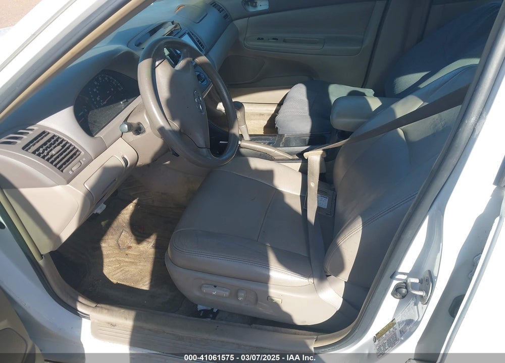 2004 TOYOTA CAMRY LE VIN: 4T1BE32K54U303683