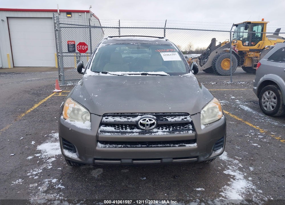 2010 TOYOTA RAV4 VIN: JTMBF4DV5AD039844