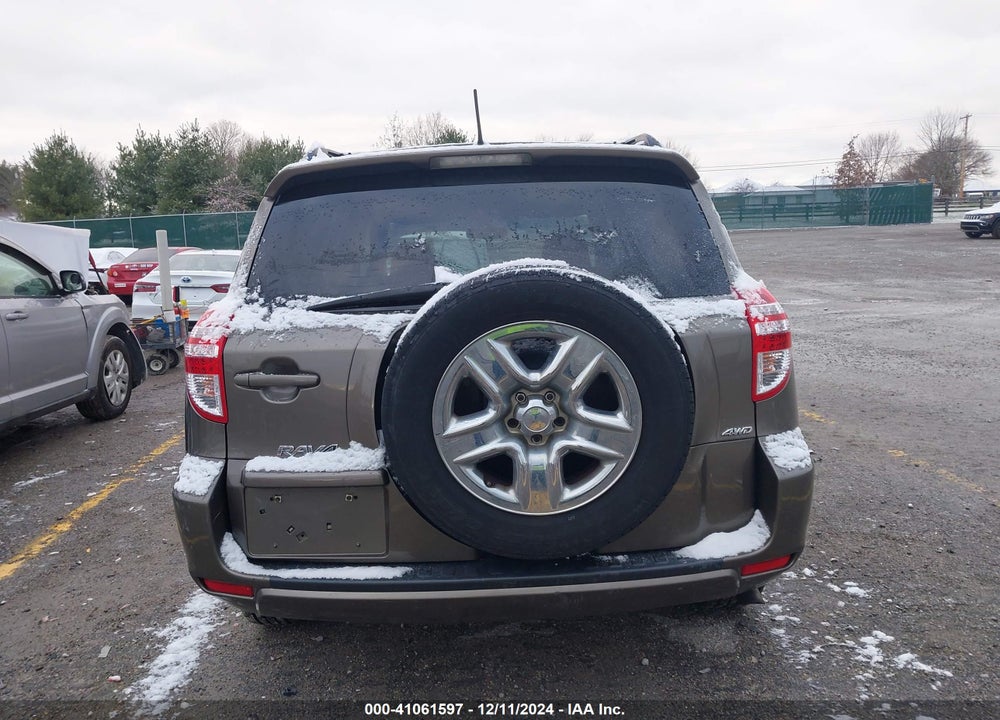 2010 TOYOTA RAV4 VIN: JTMBF4DV5AD039844