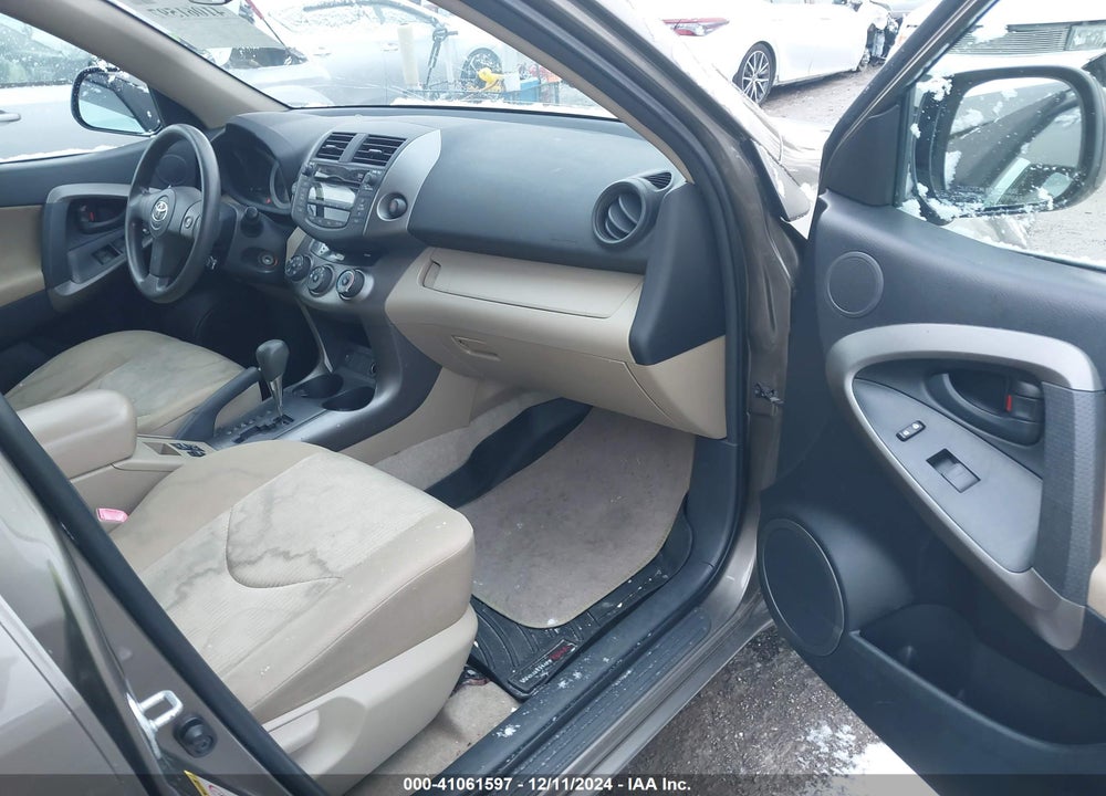 2010 TOYOTA RAV4 VIN: JTMBF4DV5AD039844