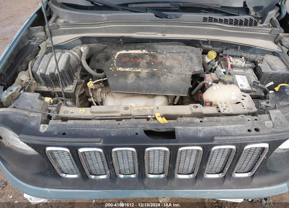 2018 JEEP RENEGADE LATITUDE 4X4 VIN: ZACCJBBB1JPJ36344