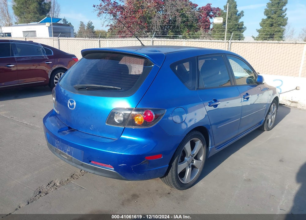 2005 MAZDA 3 S VIN: JM1BK343551257083