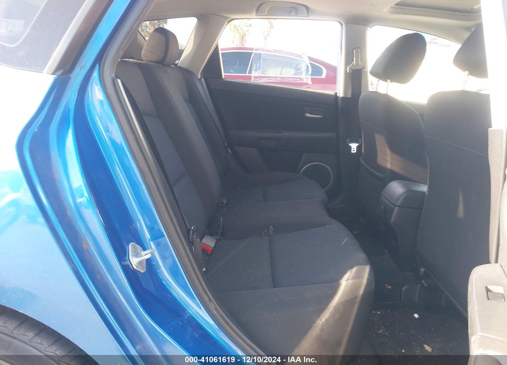 2005 MAZDA 3 S VIN: JM1BK343551257083