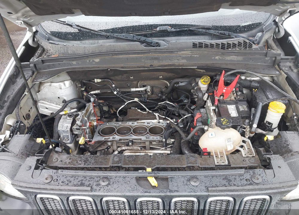 2015 JEEP RENEGADE LATITUDE VIN: ZACCJBBT0FPB67425