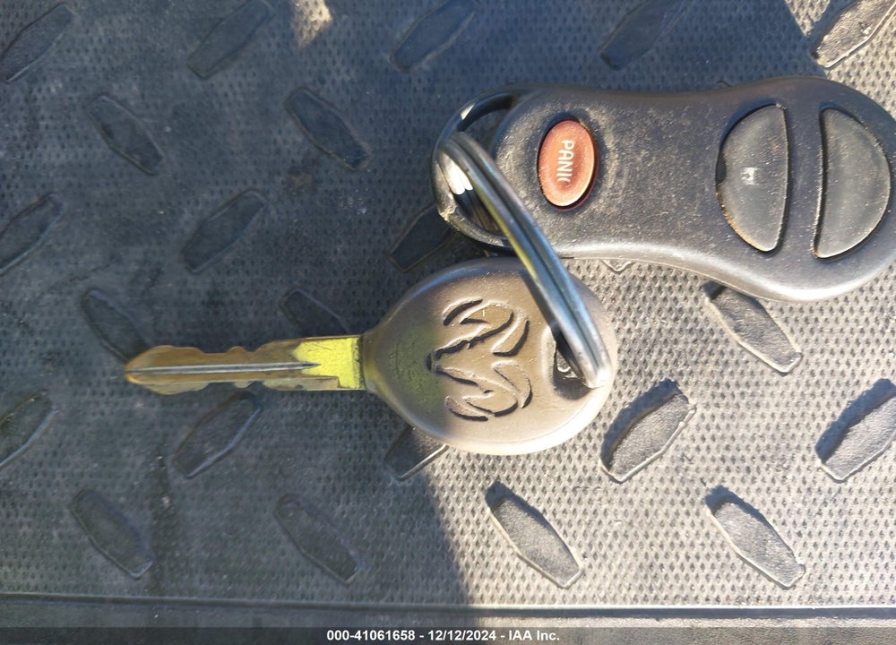 2005 DODGE RAM 1500 SLT/LARAMIE VIN: 1D3HU18D45J585209