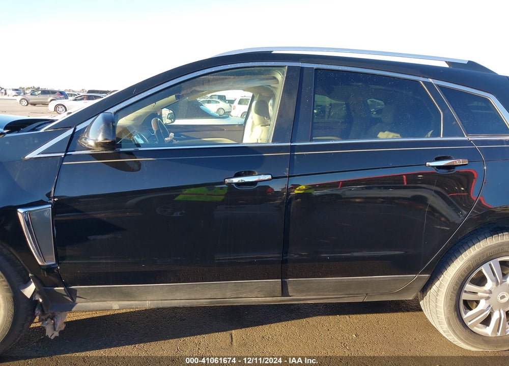 2015 CADILLAC SRX LUXURY COLLECTION VIN: 3GYFNBE36FS558022