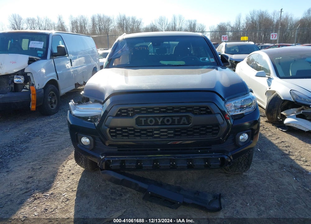 2022 TOYOTA TACOMA TRD OFF ROAD VIN: 3TMCZ5AN2NM494117