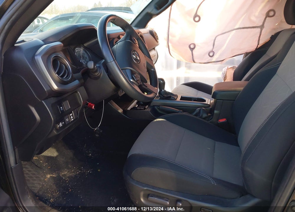 2022 TOYOTA TACOMA TRD OFF ROAD VIN: 3TMCZ5AN2NM494117