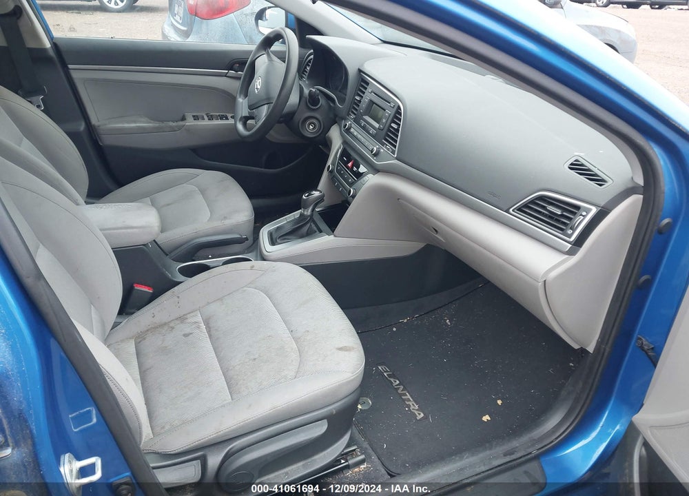 2017 HYUNDAI ELANTRA SE VIN: KMHD74LF2HU210359