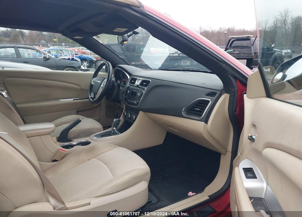2011 CHRYSLER 200 TOURING VIN: 1C3BC2EG2BN530322