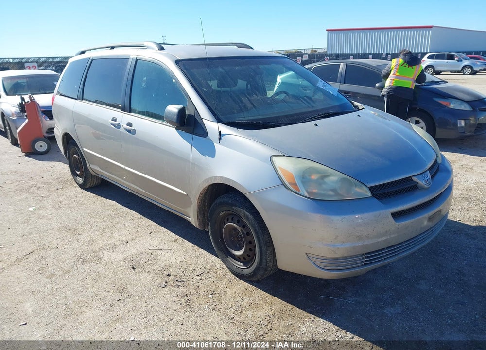 2004 TOYOTA SIENNA LE VIN: 5TDZA23C14S134623