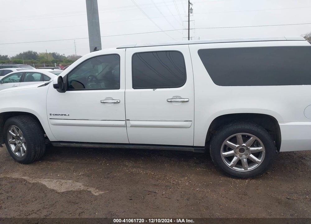 2007 GMC YUKON XL 1500 DENALI VIN: 1GKFK66857J386444