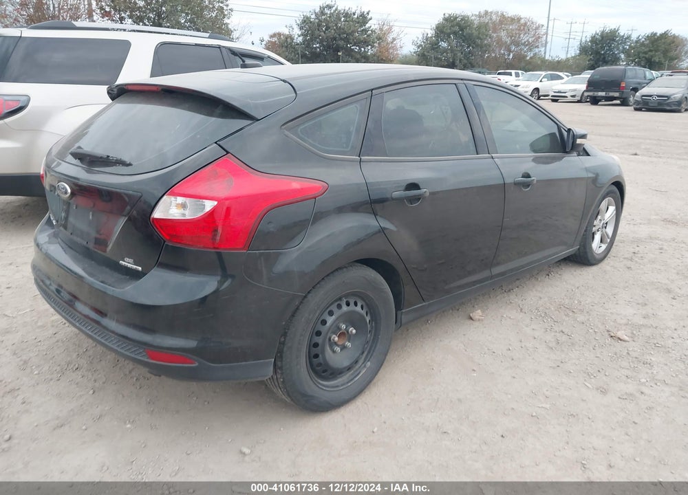 2014 FORD FOCUS SE VIN: 1FADP3K29EL208547