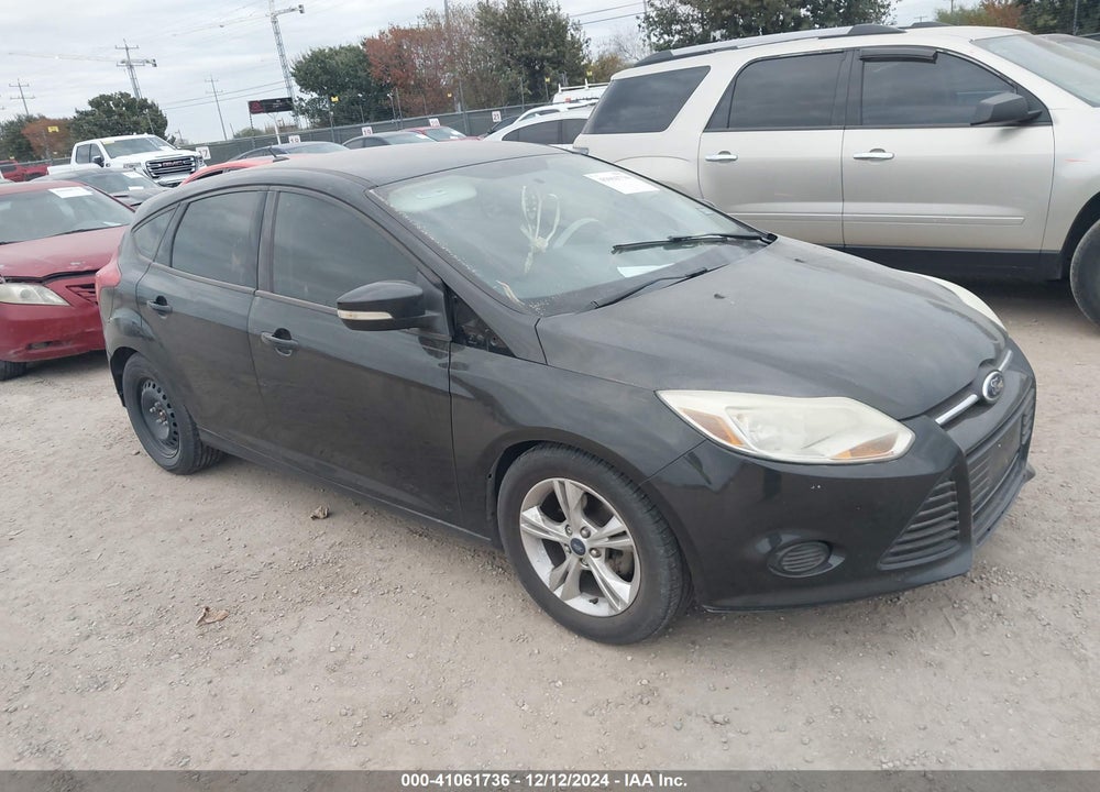 2014 FORD FOCUS SE VIN: 1FADP3K29EL208547