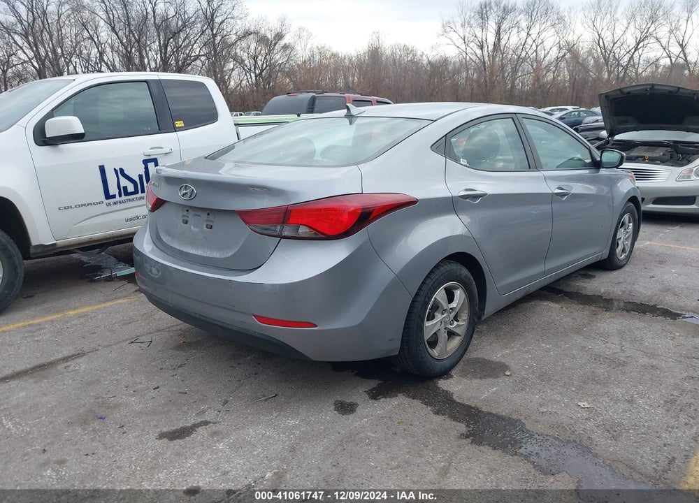 2015 HYUNDAI ELANTRA SE VIN: 5NPDH4AE7FH622148