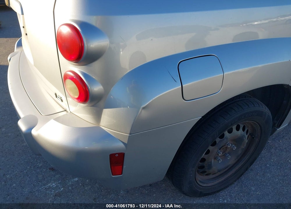 2008 CHEVROLET HHR LS VIN: 3GNCA13D18S683501