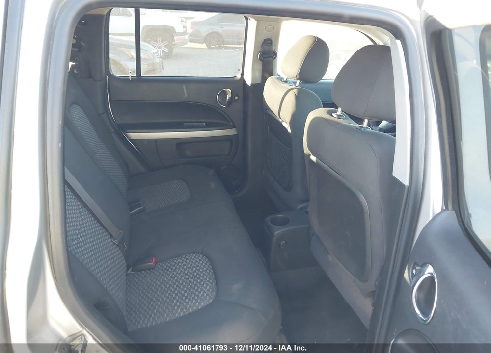 2008 CHEVROLET HHR LS VIN: 3GNCA13D18S683501