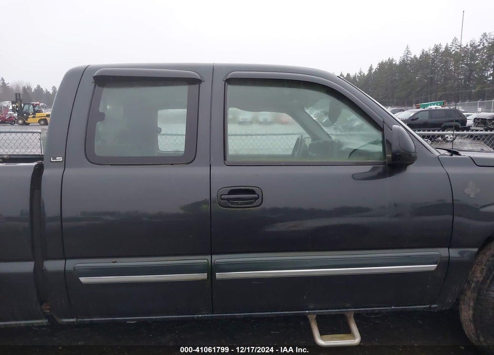 2005 CHEVROLET SILVERADO 1500 LS VIN: 1GCEK19Z15Z297175