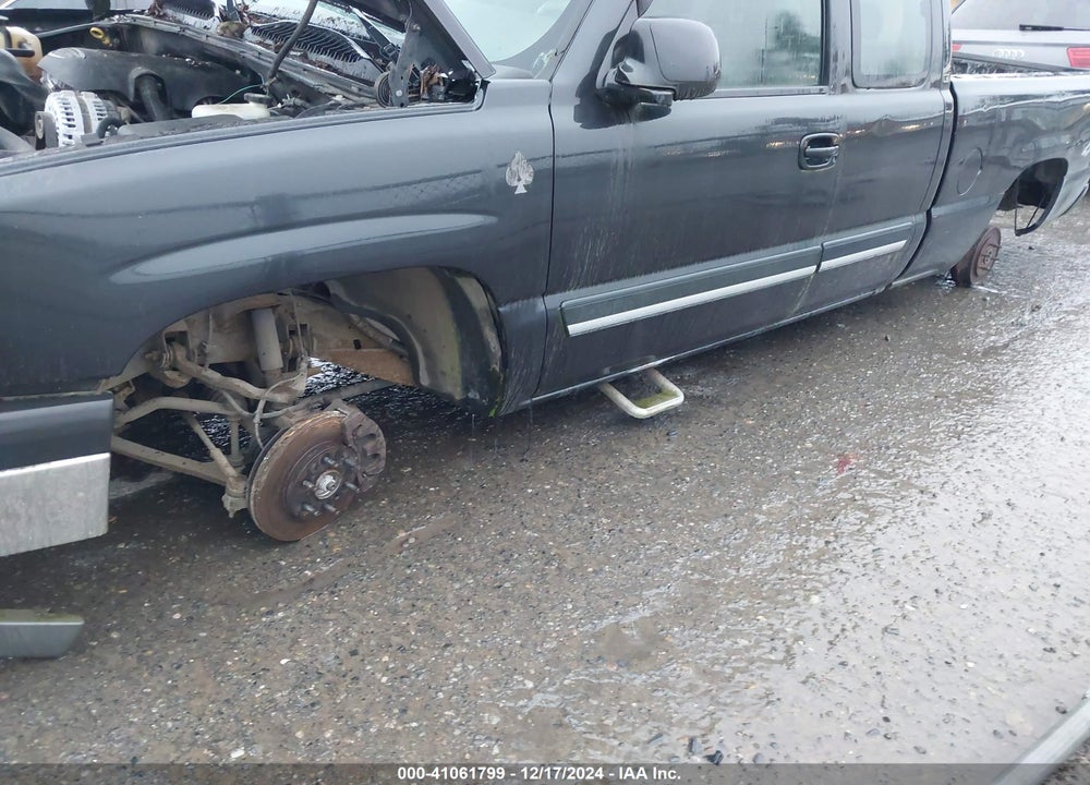 2005 CHEVROLET SILVERADO 1500 LS VIN: 1GCEK19Z15Z297175