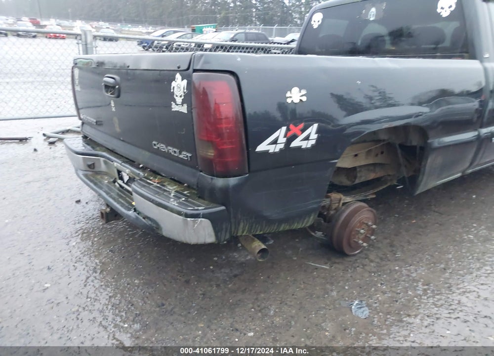 2005 CHEVROLET SILVERADO 1500 LS VIN: 1GCEK19Z15Z297175