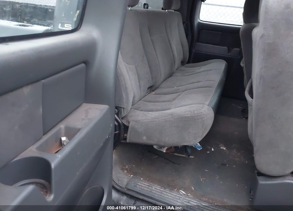 2005 CHEVROLET SILVERADO 1500 LS VIN: 1GCEK19Z15Z297175