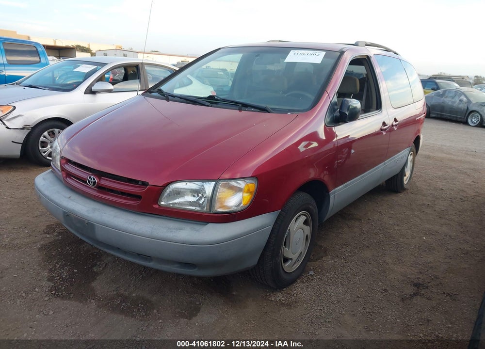 2000 TOYOTA SIENNA LE VIN: 4T3ZF13C5YU295587
