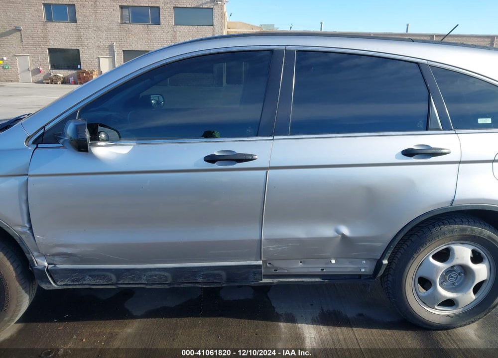 2008 HONDA CR-V LX VIN: JHLRE38388C001340