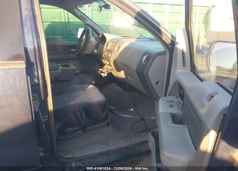 2004 FORD F-150 XLT VIN: 1FTRW12W14KD52091