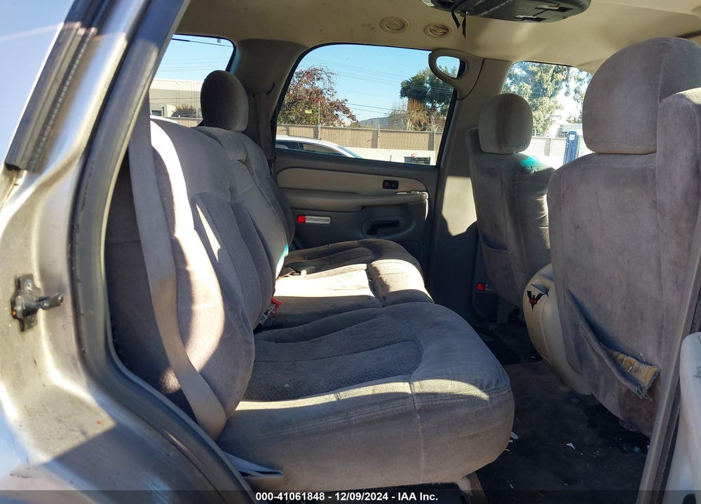 2000 CHEVROLET TAHOE ALL NEW LS VIN: 1GNEC13T3YJ129310